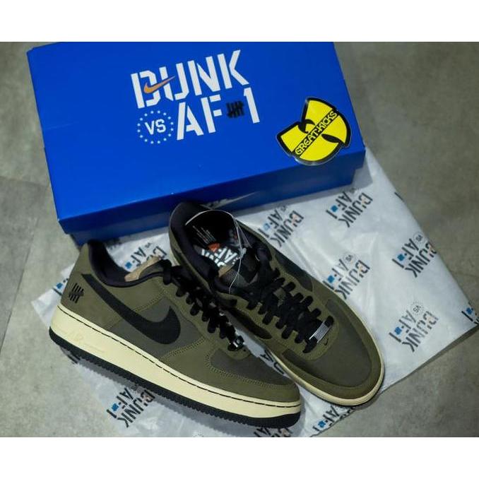 Nike Air Force 1 x Undefeated Ballistic Dunk vs AF 1 Pack