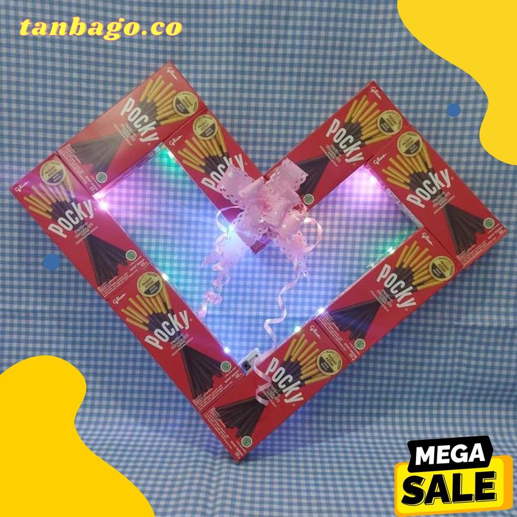 Pocky Love , Coklat Love Hampers Coklat , Snack Box , Coklat Valentine , Coklat Box , Parsel Coklat 