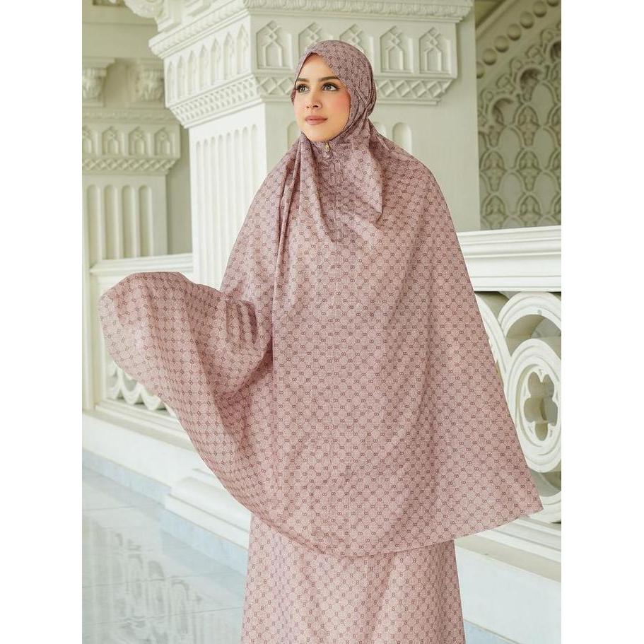 Buttonscarves Monogram Mini Capsule Prayer Robe. (TERBAIK) (TERBARU) (TERMURAH)