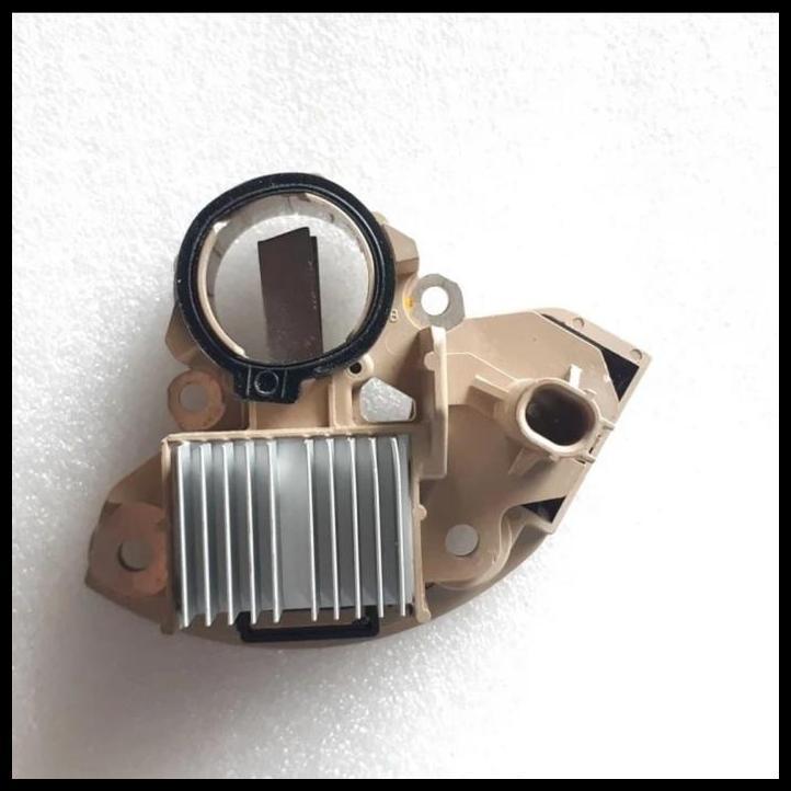 DISKON IC REGULATOR HONDA MOBILIO SOCKET KAKI 1 
