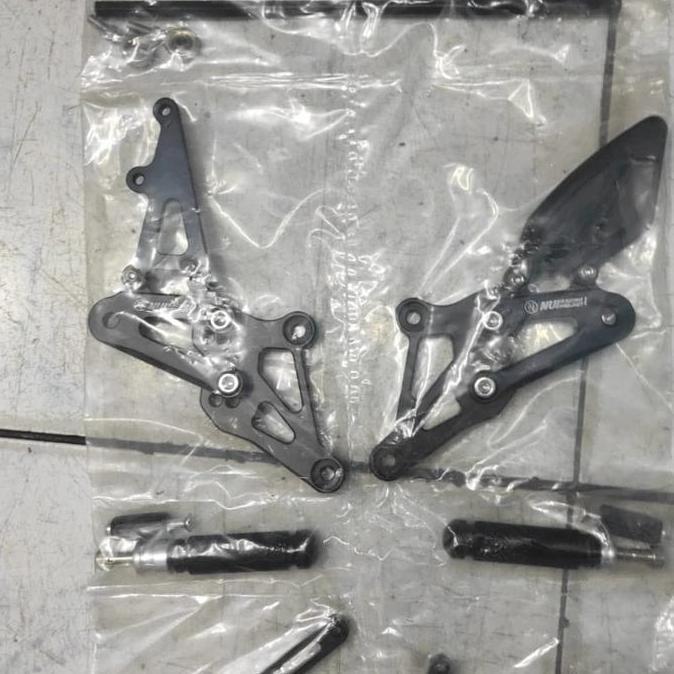 Footstep underbone NUI original thailand untuk cbr 150 old
