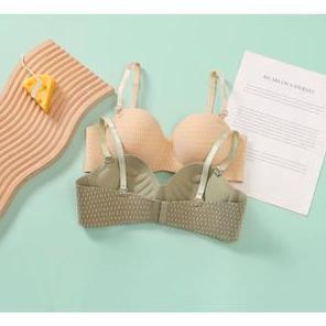 Bahanlembut- Bra Khusus Naikin Payudara Bh Bra Wanita Bh Push Up Busa Tebal Bh Seamless Tanpa Kawat 