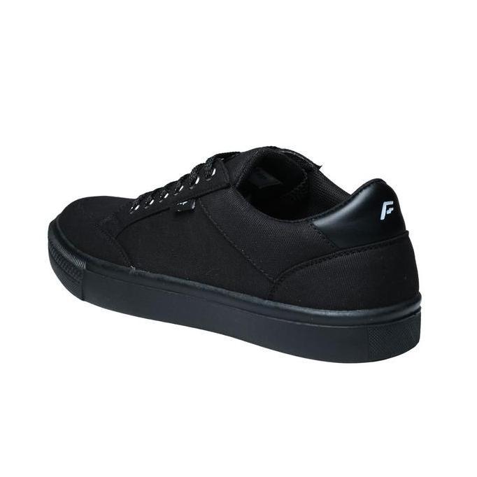 Kets- Footstep Footwear Sepatu Pria Sneakers Arka Full Black Original Shoes