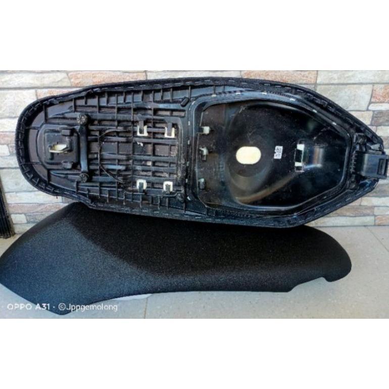 Promo Bulan Ini Jok Scoopy 2021 - 2022 - 2023 Roadrace Kulit Amplas Pasir Anti Slip Jok Scoopy 2017-