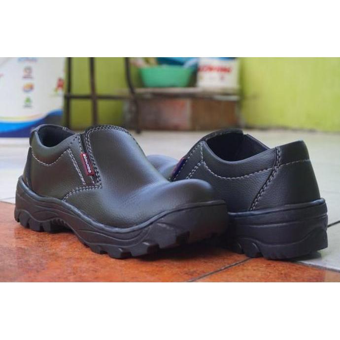 Sepatu Safety Kitchen Safety Edmundo Slip On