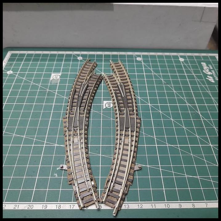 TERBARU FLEISCHMANN PICCOLO N GAUGE - SEPASANG WESEL KIRI&KANAN KD 9142  FL17