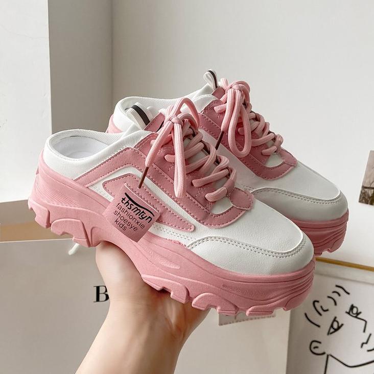 FREE BOX Sepatu Slip On Wanita Sneakers Korean Casualy Looks