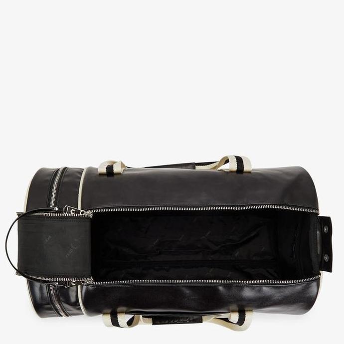 FRED PERRY CLASSIC BARREL BAG - BLACK/ECRU