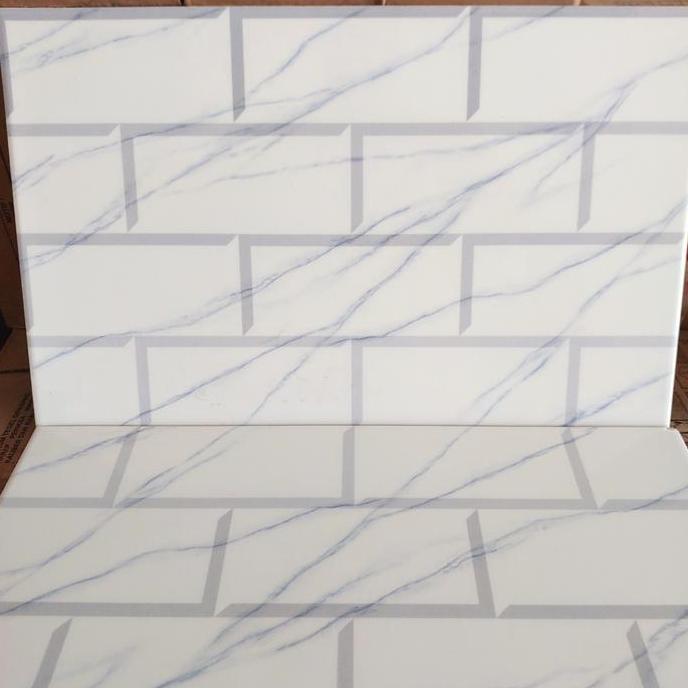 KERAMIK 25X40 CARARA SNOW