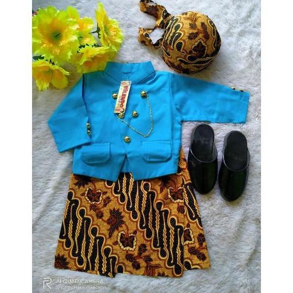 Diskont Beskap/Basofi/Surjan Bayi Dan Anak Warna Biru Muda Nyaman Tidak Gerah Free Blangkon