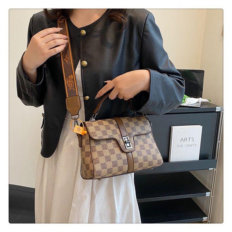 Tas Bersertifikat Foxjazz Selempang Wanita  Sba722