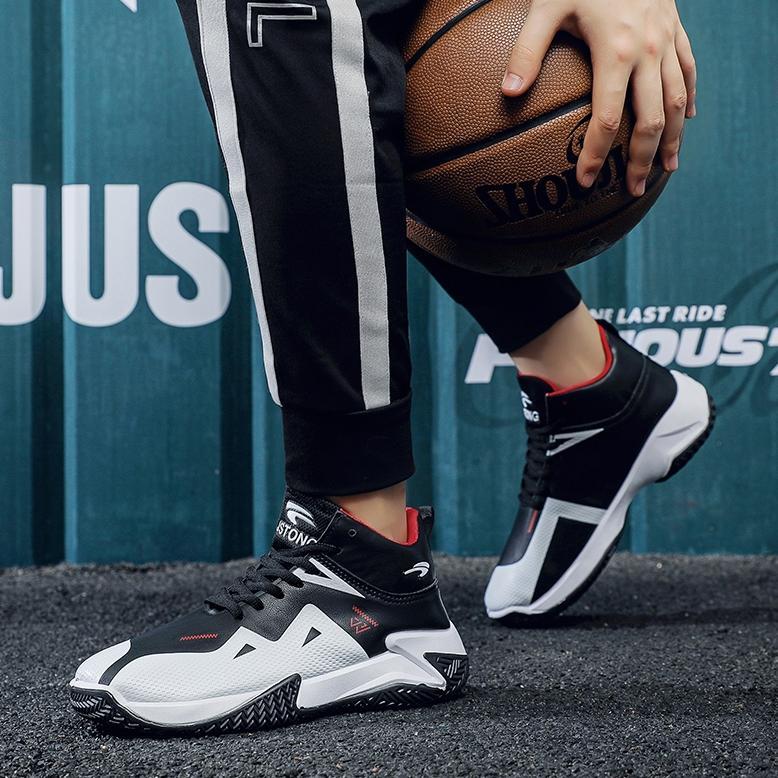 HOT DEALS TIMUGA Sepatu Olahraga Basket Pria Sepatu Sneakers Pria Outdoor Sepatu Sport Bally Cowok M