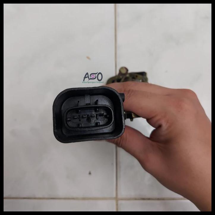 TERBARU DOORLOCK DOOR LOCK KUNCI PINTU BELAKANG KIRI TARUNA 2003 LELANGAN 