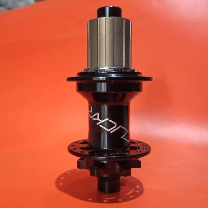 Hub Belakang Freehub TA 12x135 mm 32 Hole