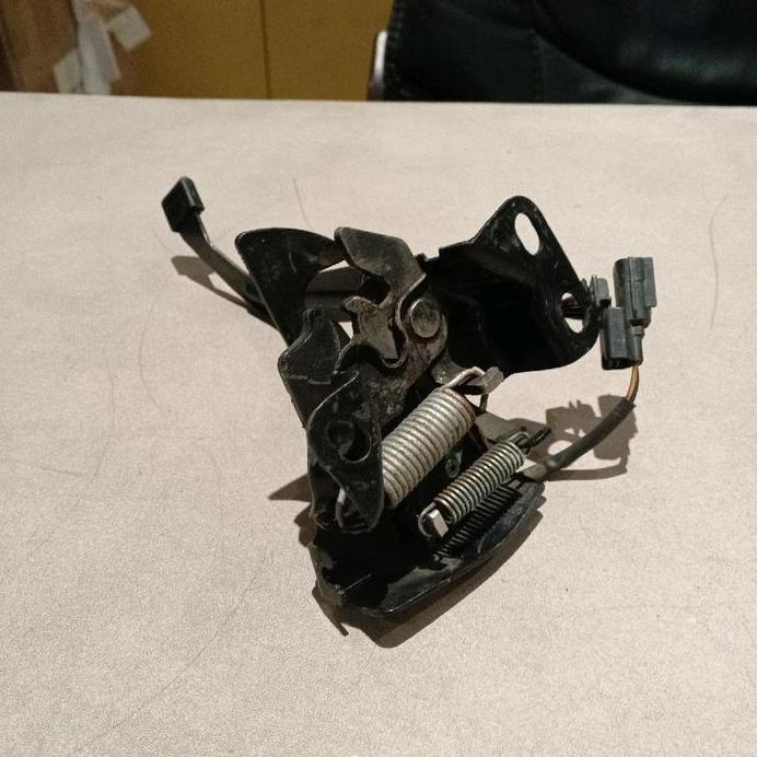 Lock Kap Mesin All new Brio 2018 2019 2020 2021 2022 2023 2024 Original Bekas