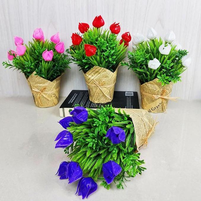 Tanaman Hias Mini Pot Bunga Tulip Plastik Artificial Dekorasi Rumah Termurah