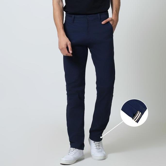 EDWIN JEANS - Celana Panjang Chinos Pria Slim Fit FERANDO Collection Celana Chino Pria Selvedge Acce