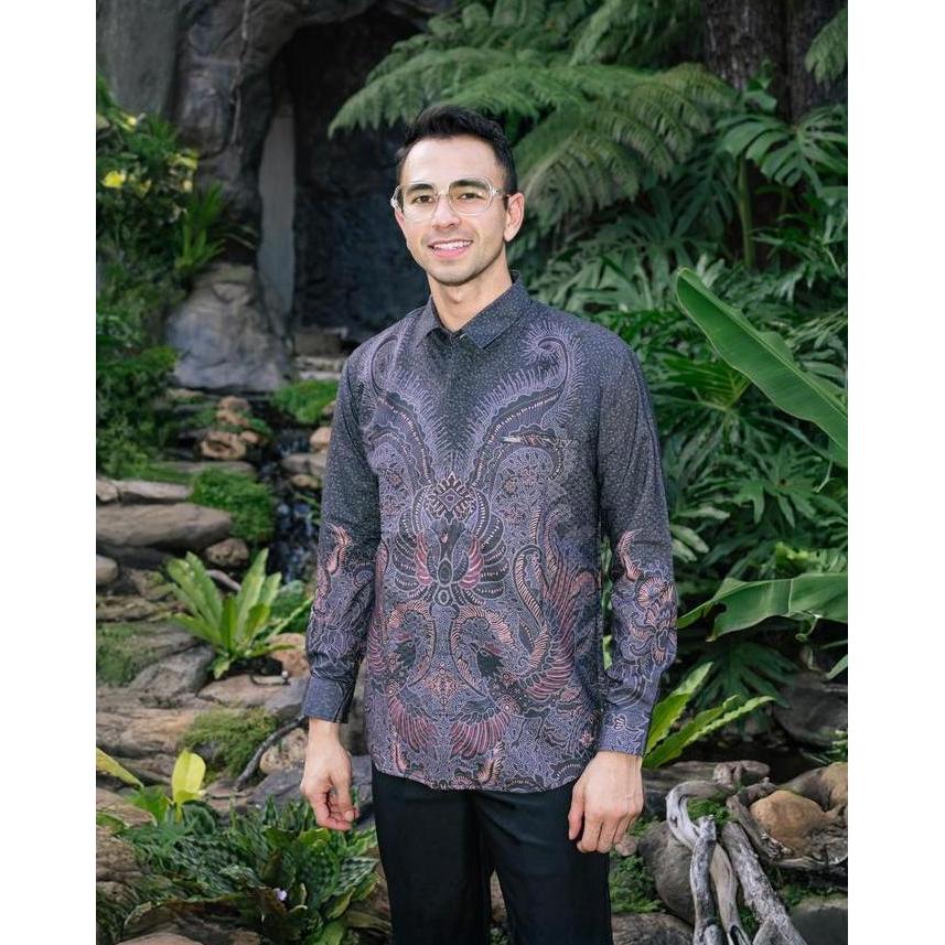 Laskala Batik Premium Nakula Kemeja Batik Pria Slimfit Lengan Panjang