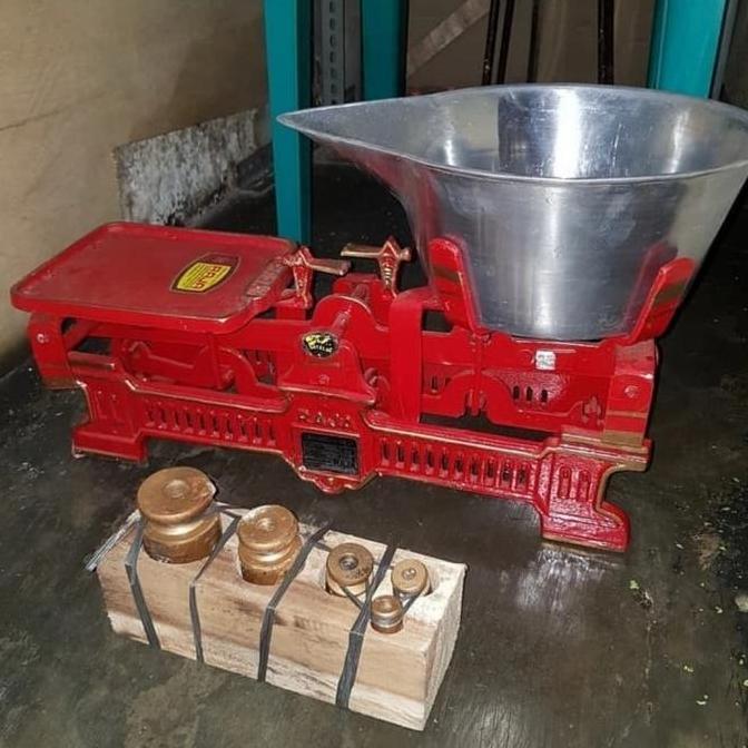 Timbangan Bebek/Kodok/Duduk Besi Merk Raja+set Anak Batu Timbangan