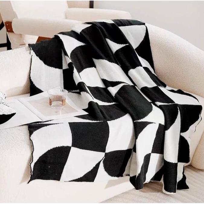 Novak Throw Colour // Throw // Selimut