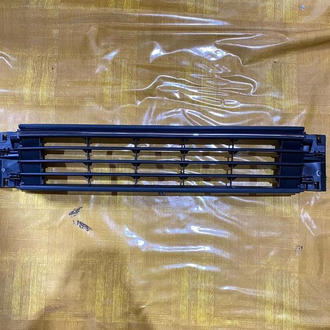 Lower Front Bumper Grill Oem Vw Polo 6C 2014Up Terbatas
