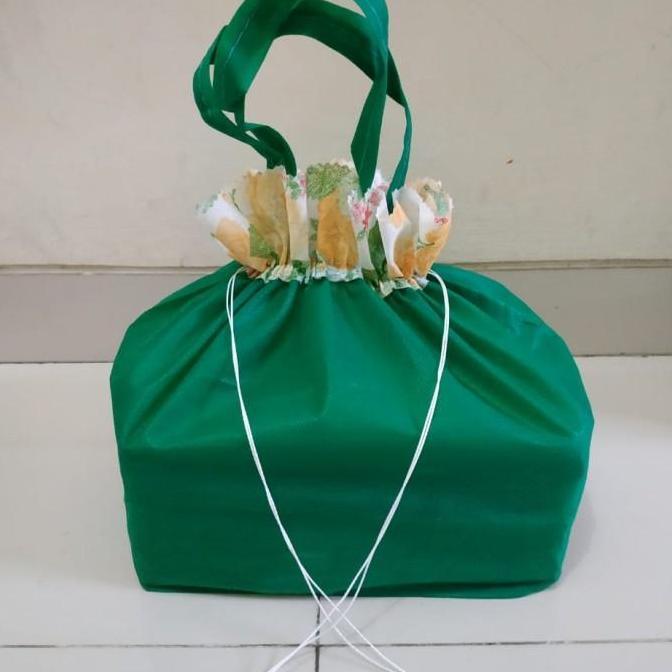 Tas Serut Hajatan Ukuran 20x20 isi 12pcs