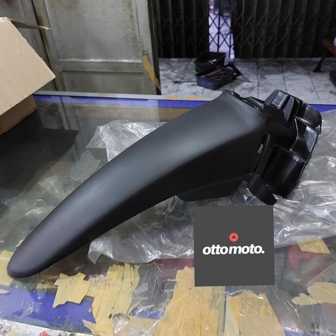 SPAKBOR DEPAN BAGIAN BELAKANG B REVO 110 ABSOLUTE 2009