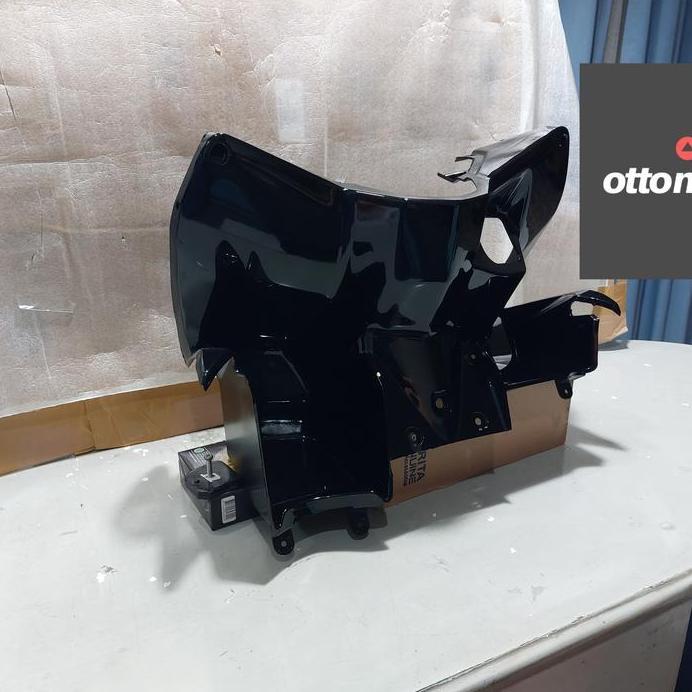 LEGSHIELD TENGAH KUNCI DASBOR ATAS LACI VARIO TECHNO 125 FI OLD 2013
