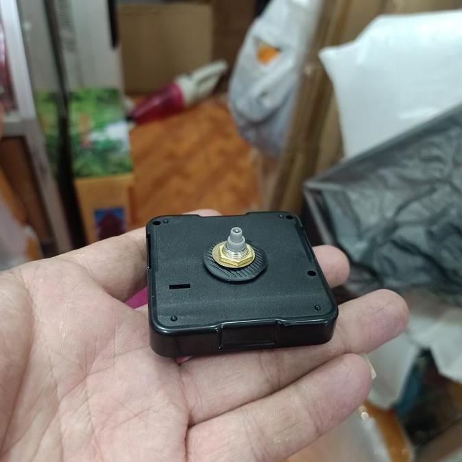 mesin jam dinding diamond Quartz dan sweep super silent