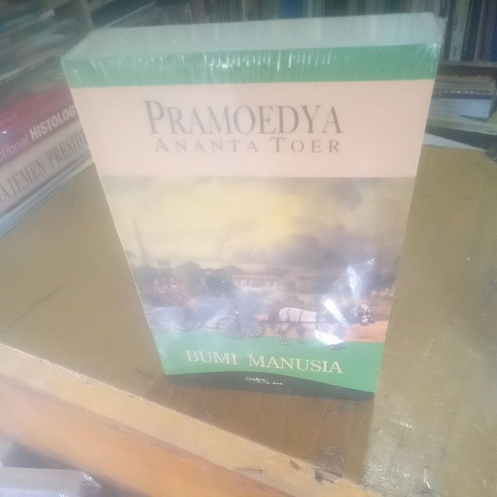 buku BUMI MANUSIA