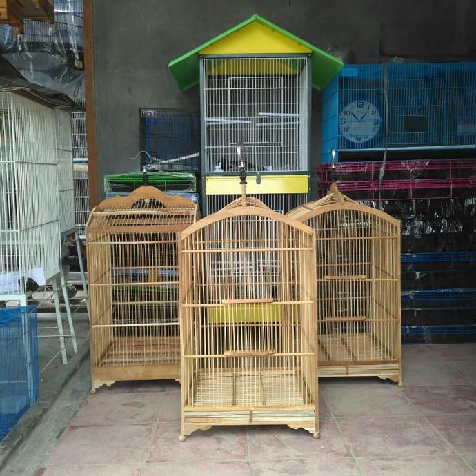 Kandang burung kotak no 1 mentahan P 43 cm x L 43 cm x T 68 cm