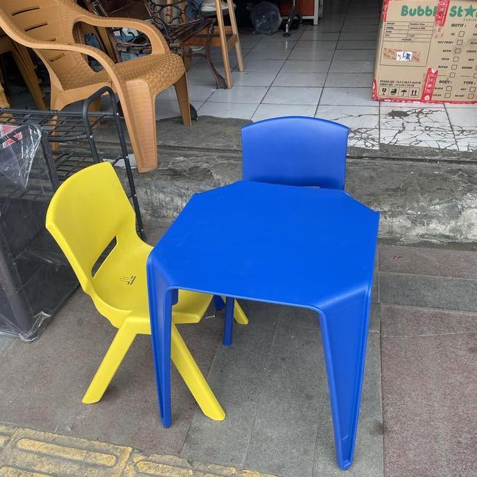 Meja anak olymplast oct 08 plus 1 kursi OK Olymplast