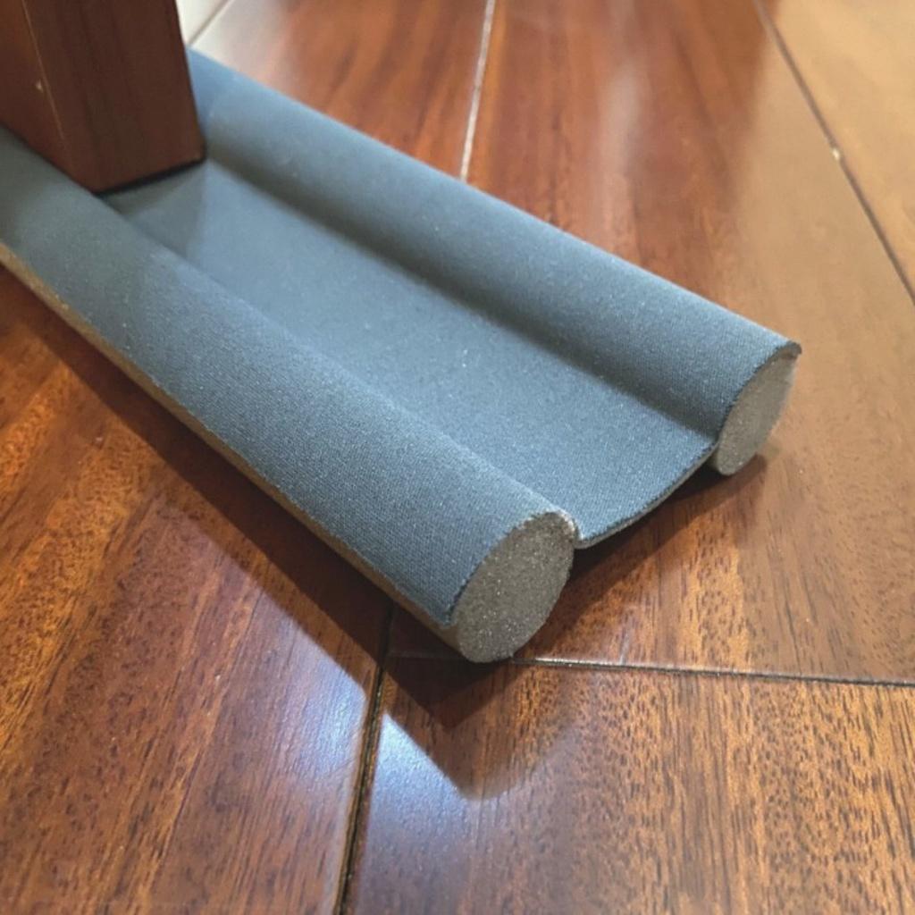 Busa Penutup Celah Lubang Bawah Pintu / Pelindung Celah Pintu / Penyekat Pintu