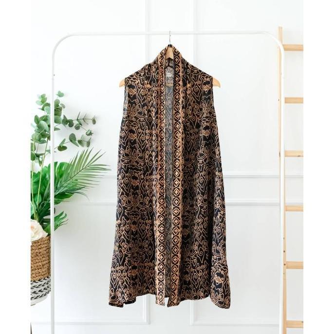 OUTER TANPA LENGAN BATIK WANITA VARIASI HITAM CARDIGAN BATIK WANITA ATASAN LENGAN BUNTUNG BATIK KERJ
