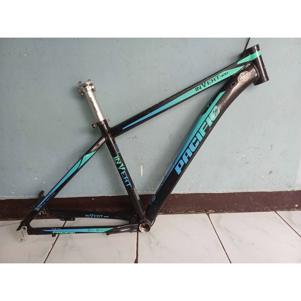 Frame Pacific Invert 400 ring 27.5 size M