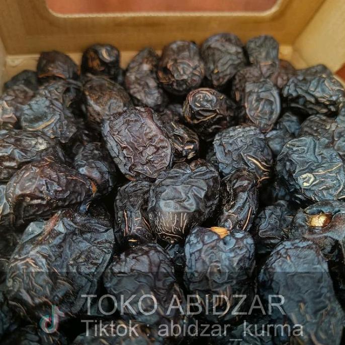 kurma ajwa kurma nabi asli Madinah