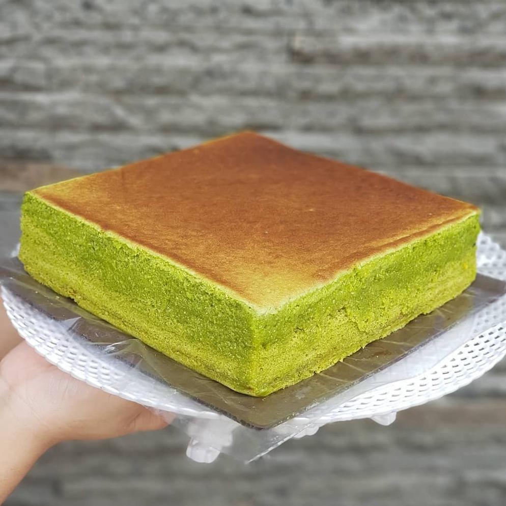 Lariis Kue Lapis Legit Original 700Gram Harum Gurih Lezat