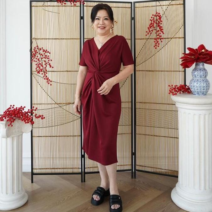 Ftx- (Victoria Wear House) Lana Dress Midi Scuba Lengan Pendek Leher V Neck Polos Dres Gaun Terusan 