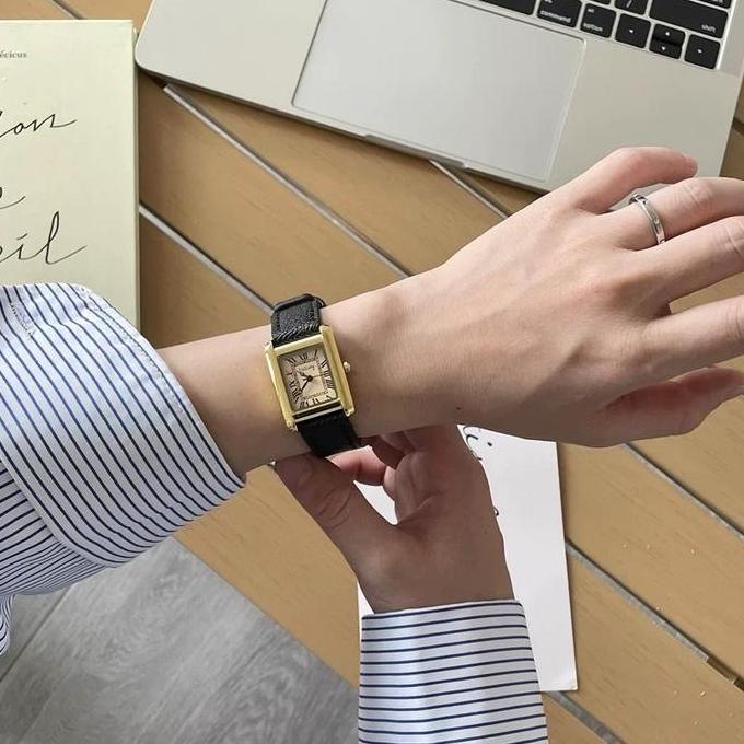 AI123 }} KOOLEY Jam Tangan Wanita Coxio Retro Leather Belt Vintage Light Luxury Mewah Ins Korean Des