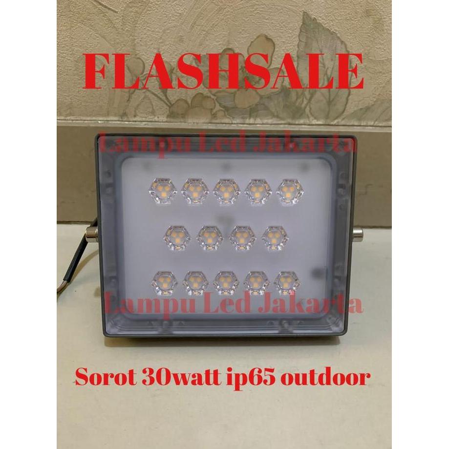 Lampu sorot LED 30watt ip65 outdoor chip BRIDGELUX. Lampu tembak sorot terlaris