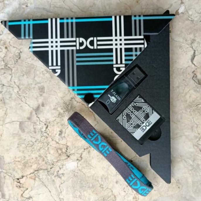 FLASH CARD R4 EDGE MEMORY FULL GAME NINTENDO DS LITE FAT NDS LITE FAT