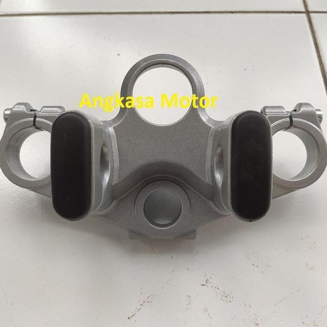 Segitiga Atas VIXION Dudukan Stang Vixion SKR
