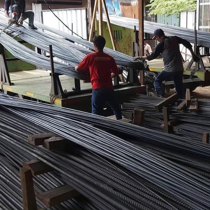 Build- Besi Beton 10 Mm Polos Sni