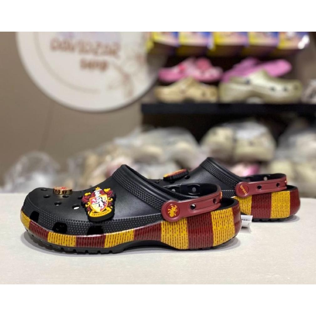 CROCS CLASSIC HARRY POTTER GRYFFINDOR&RAVENCLAW ORI(free jibbit+tote) terlaris