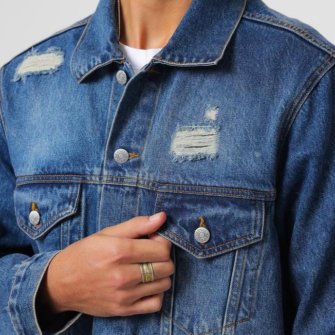 EDWIN JEANS - Jacket Denim Trucker Relaxed Fit Light Blue Distress (TERBAIK) (TERBARU) (TERMURAH)