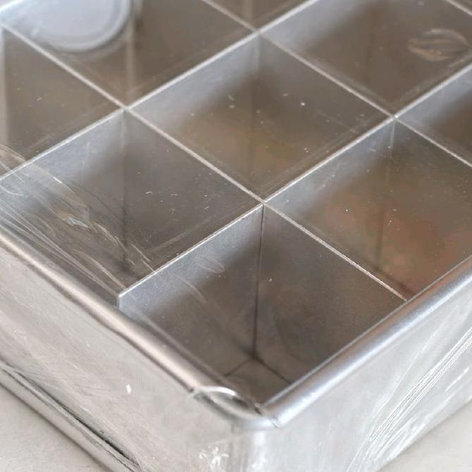 LOYANG BROWNIES SEKAT 20 X 10 CM / LOYANG SEKAT BROWNIES 20CM / LOYANG BROWNIES PANJANG SEKAT 20CM