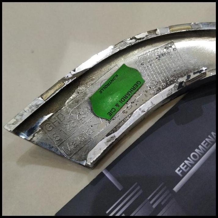 DISKON ORIGINAL BMW E38 735 740 LIST CHROME BEMPER BELAKANG KANAN 812543 