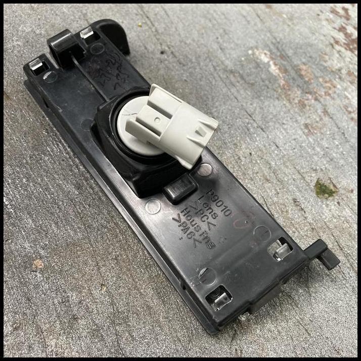 GRATIS ONGKIR LAMP ASSY LICENSE PLATE LAMPU PLAT NOMOR BELAKANG ETIOS VALCO NGK10 NGK12 NGK15 NUK10 