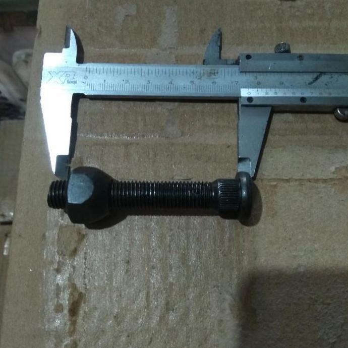 baut roda kijang panjang 7.5cm