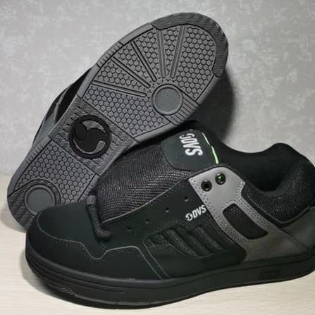 Sepatu BMX MTB gemuk / Fat shoes / Street cross/skate shoes DVS ENDURO 125